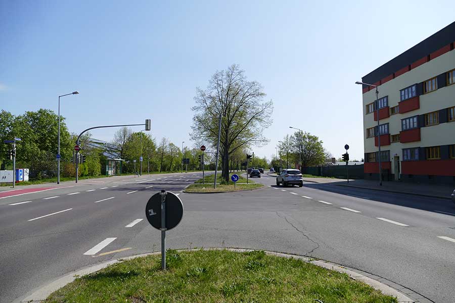 Straßenbau Asphaltarbeiten Magdeburg Berliner Chaussee